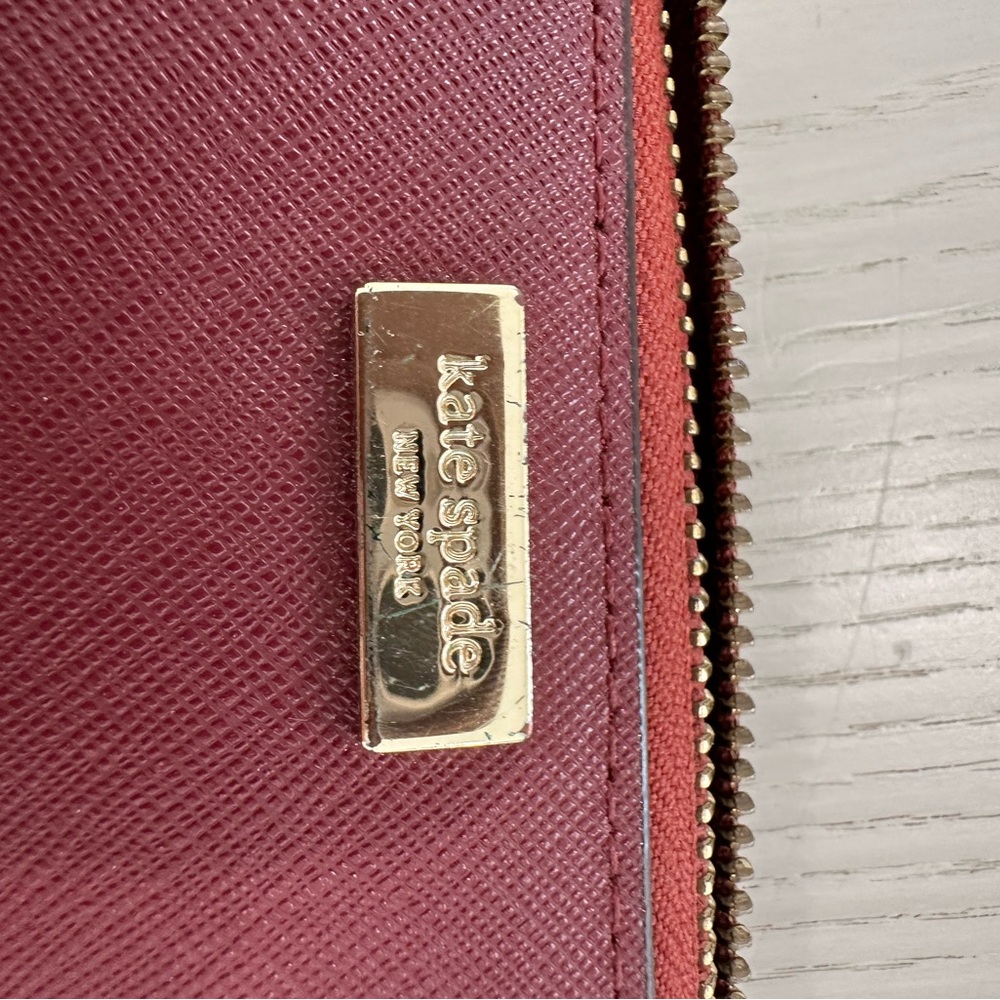Kate Spade Wallet - Picture 2 of 3